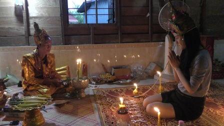 色降头视频,视频揭秘神秘诅咒的真相与破解方法