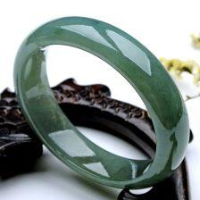 玉手镯加工视频,玉手镯精雕细琢工艺揭秘