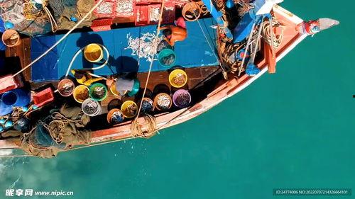 船上捕鱼视频,渔船作业的震撼画面